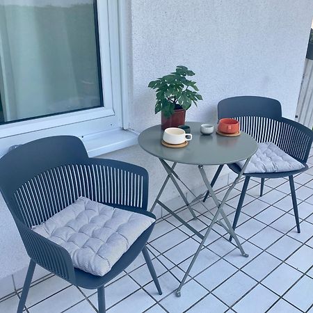 Moderne Wohnung Mit Terrasse & Parkplatz; Naehe Bwzk & Amazon 코블렌츠 외부 사진
